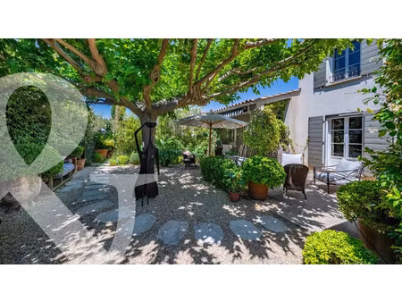 maison de luxe à vendre à maussane-les-alpilles