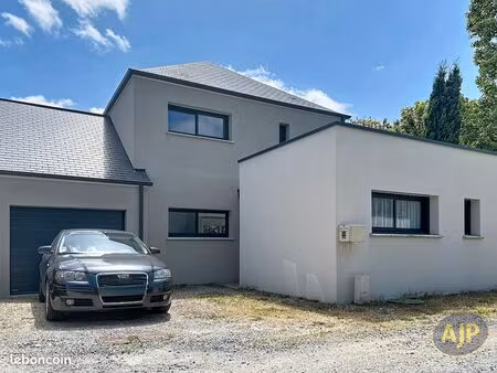 maison 4 pièces 163 m²