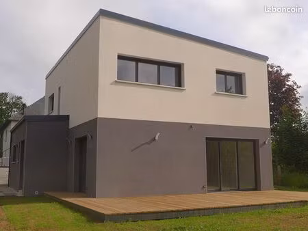 maison 8 pièces 138 m²