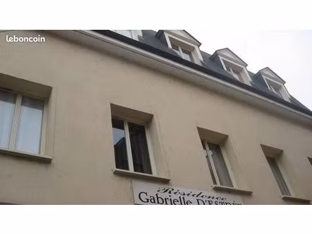 bel appartement au centre de mantes la jolie