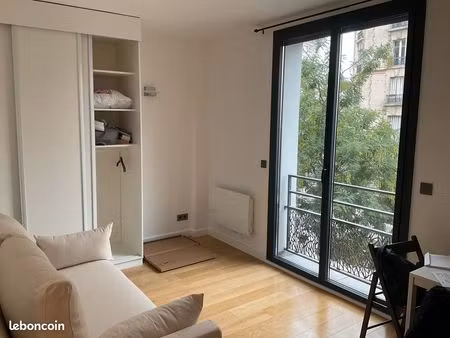 studio meublé et équipé 75016