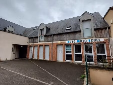 local commercial – saint crepin ibouvillers (60149)