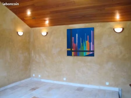 maison t3 près de l'étang de chatillon-en-vendelais