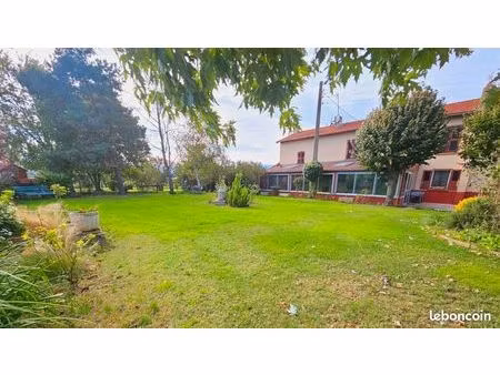 ancienne ferme de caractere avec dependances - vente viager occupe