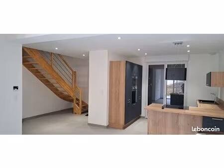 maison t6  neuve  saint cyr sur loire