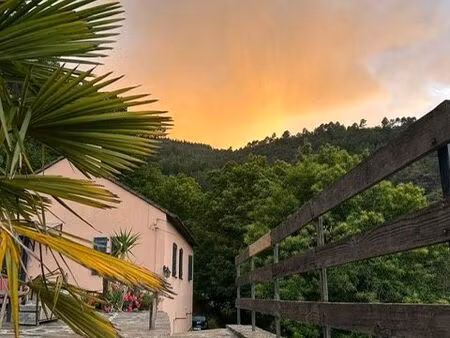 villa 5 pièces 140 m²
