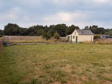 terrain à bâtir 1300m²
