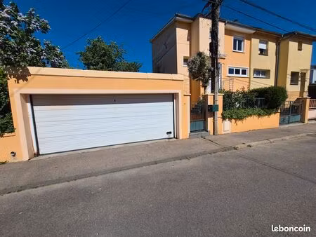 maison 5 pièces avec double garage et véranda