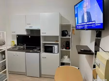 à louer – chambre meublée avec kitchenette en hyper centre