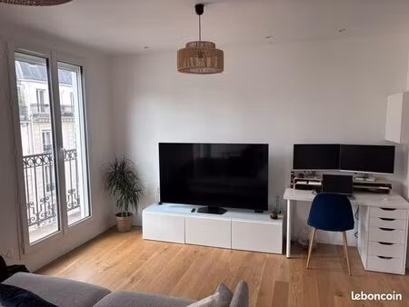 paris 10e - t2 33 m² - refait à neuf - balcon