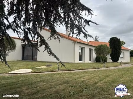 maison 6 pièces 140 m²