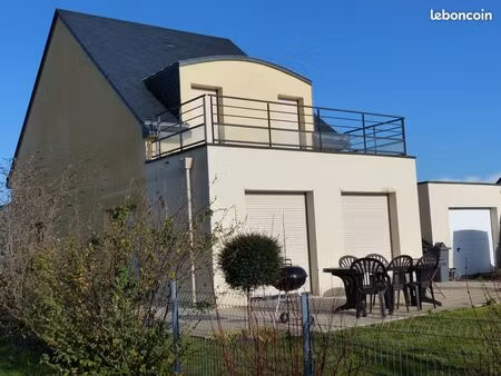 maison 5 pièces contemporaine  dans un quartier résidentiel calme avec jardin  terrasse  g
