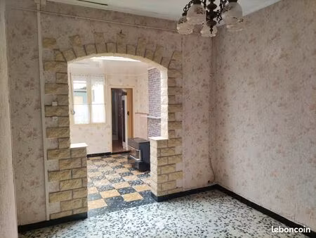 maison de 1950 à rénover  3 pièces 72 m²  beau potentiel (vente sans agence)