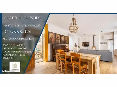 maison 9 pièces 240 m²