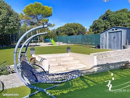 villa 6 pièces 145 m²