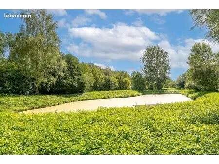 terrain 3 386 m² millonfosse