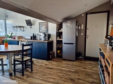 appartement t3 plein centre-ville à saint-etienne