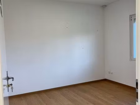 bureau 13 m2