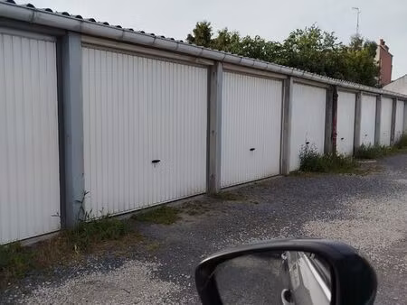 investissement locatif – lot de 5 garages