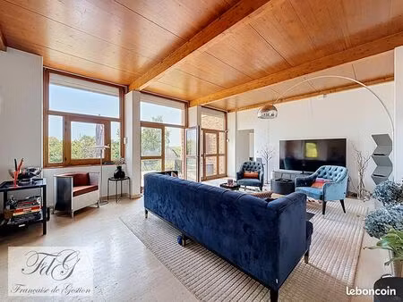 maison 8 pièces 200 m²