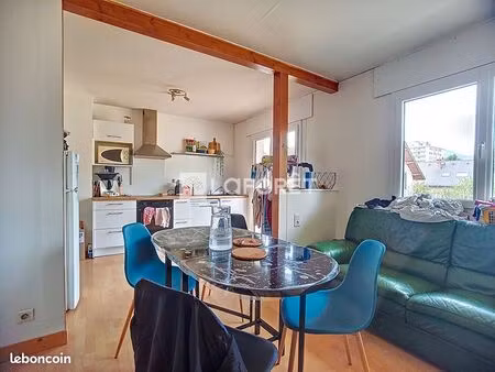 appartement 3 pièces 64 m²