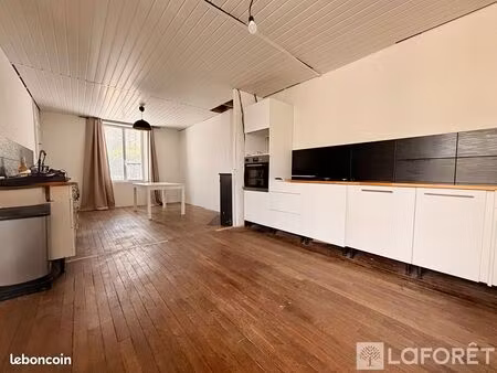 maison 7 pièces 172 m²
