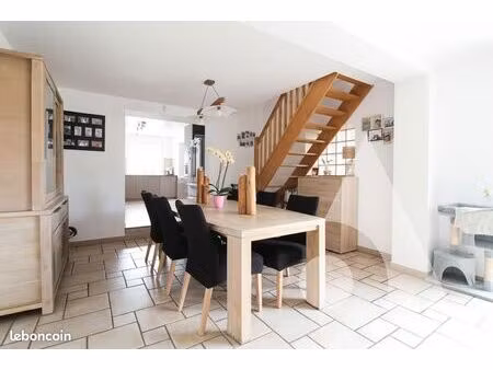 longère 7 pièces 137 m²