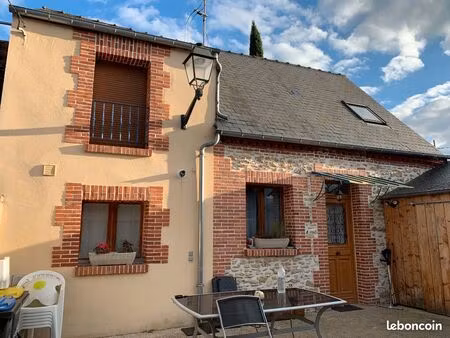 maison - 4 pièces - 83m²