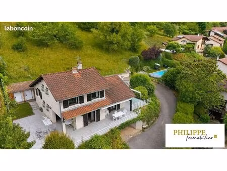 maison 5 pièces 128 m²