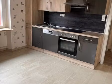 loue f4 proche centre ville