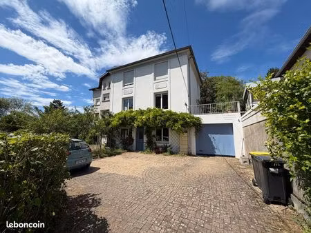 maison 7 pièces 149 m²