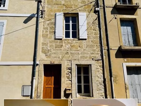 maison de village rénovée 105m2 - 3 grandes chambres - t4 - centre marsillargues