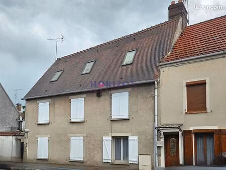 immeuble 11 pièces 238 m²