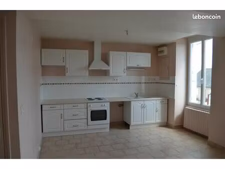 location appartement 1er étage dans maison