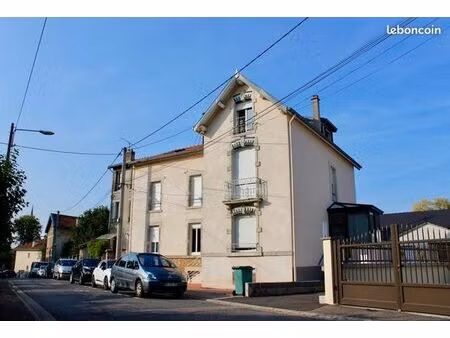 f2 secteur artem avec jardin