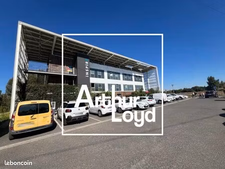 bureaux 80 m²