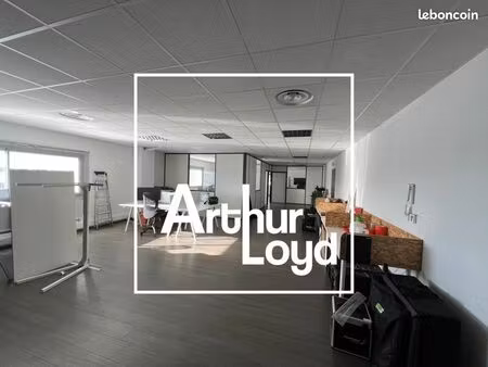 bureaux 140 m²