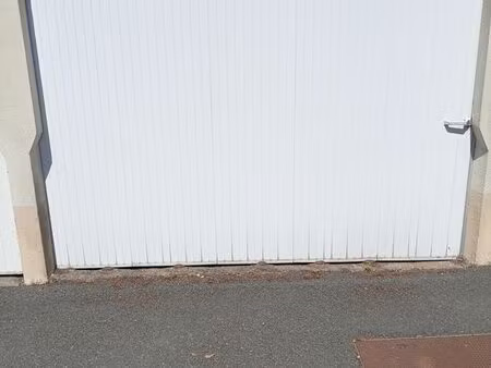 loue garage fermé