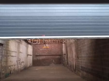 garage/box 150 m² roubaix