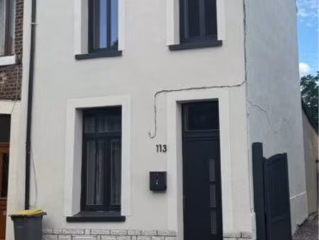 maison semi-individuelle 120 m² – 3 chambres – rénovation complète – classe énergétique b