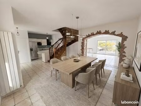 maison rénovée 5 pièces 122m²