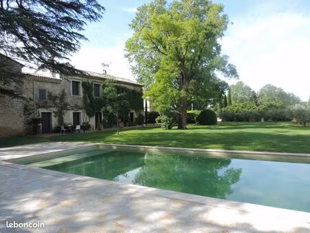 mas piscine et jardin arboré  calme absolu. 20 minutes de montpellier  de gare sud de fran