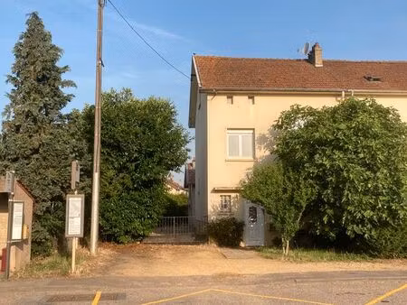 maison mitoyenne un coté