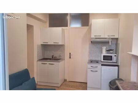 loue studio état neuf