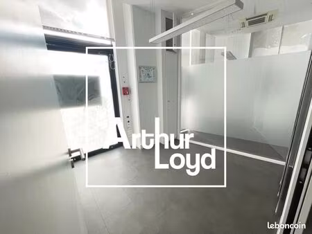 bureaux 100 m²