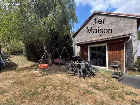 ensemble de deux maisons dans une en location  saisonnière sur 400 m² de terrain