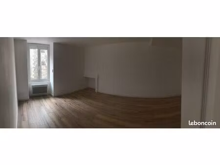 location maison de ville f3
