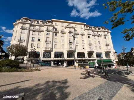 appartement t2 au coeur de châtel-guyon