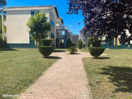 gradignan – t3 rénové avec jardin privatif et entrée indépendante
