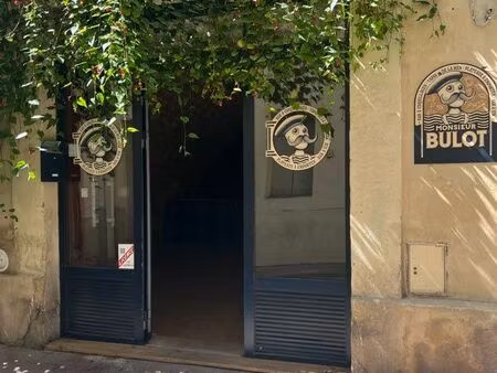 montpellier centre ecusson local commercial